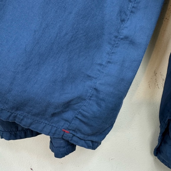 Xirena Size Large Blue Woven Cotton Collared Button Front Blaine Top - Picture 6 of 9